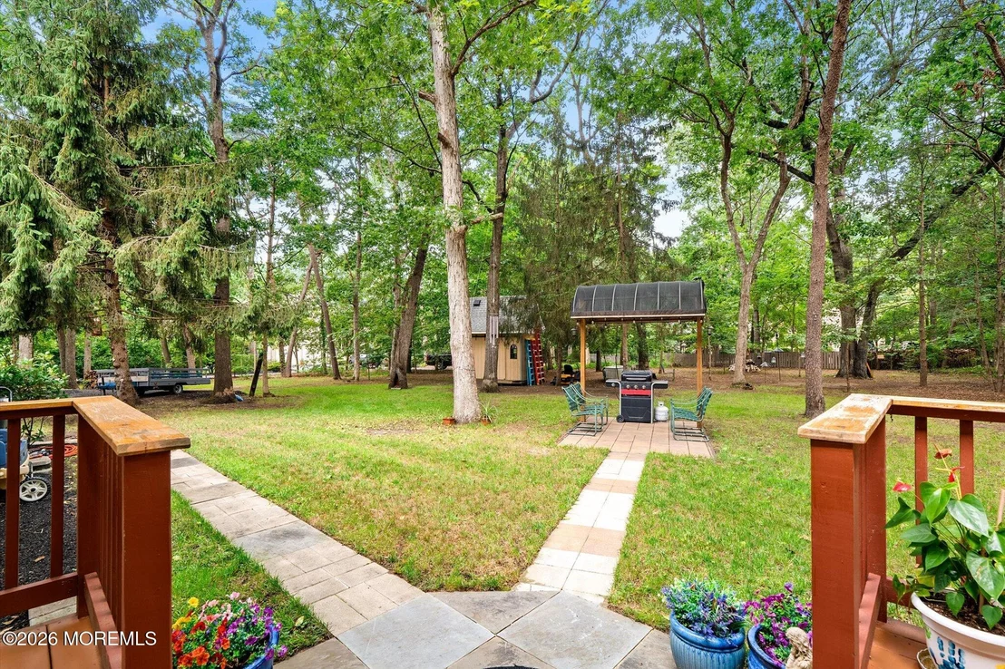 Photo of 4 Pine Tree Drive