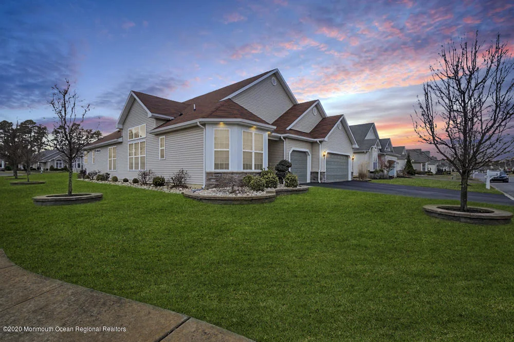 Photo of 1 Woodview Drive