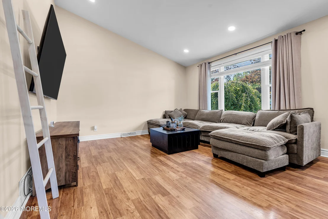 Photo of 528 Corwill Terrace