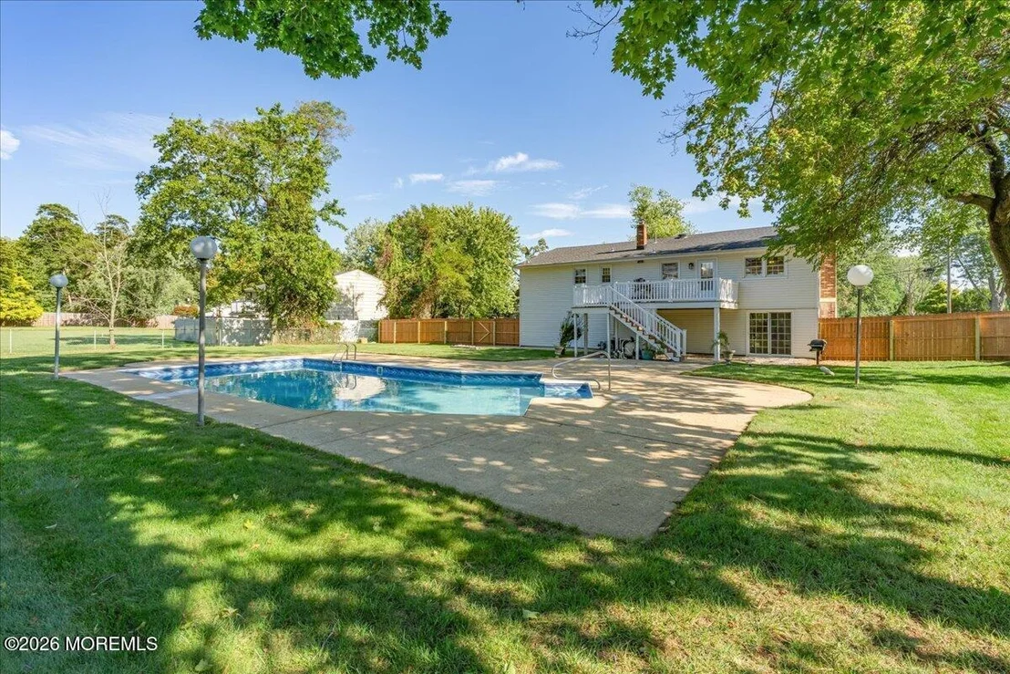 Photo of 5 Colonial Way