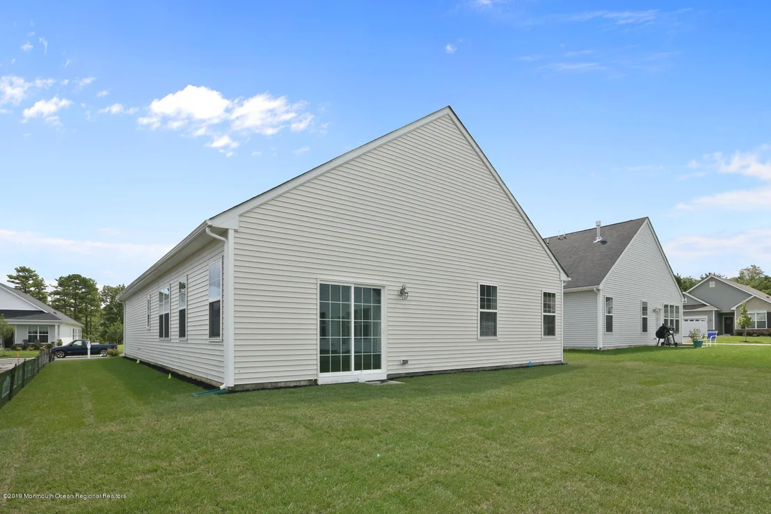 Photo of 77 Woodview Drive