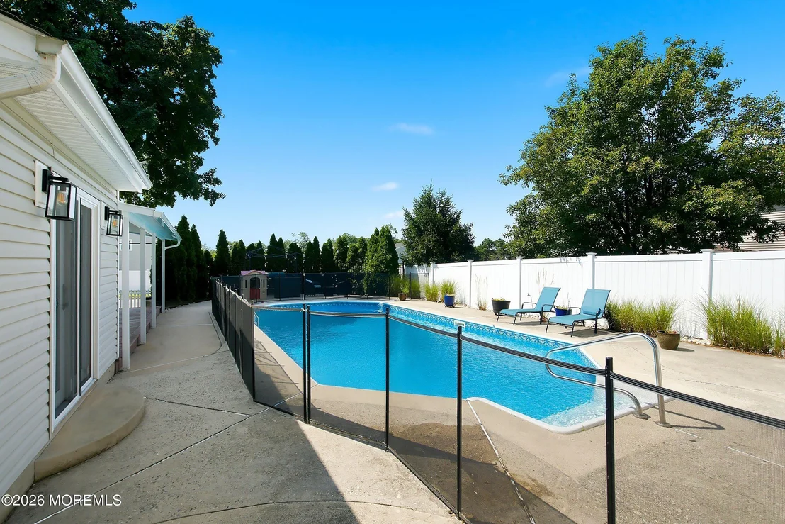 Photo of 159 Pine Needle Street