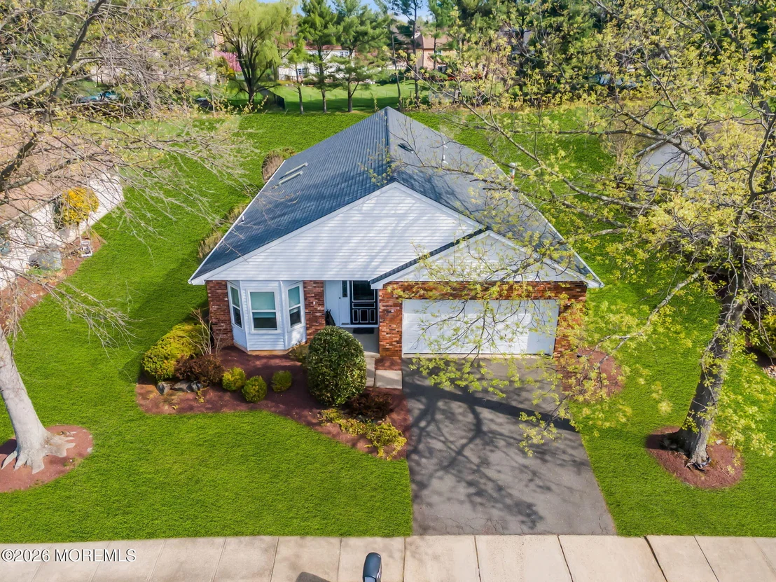 Photo of 34 Peasley Drive