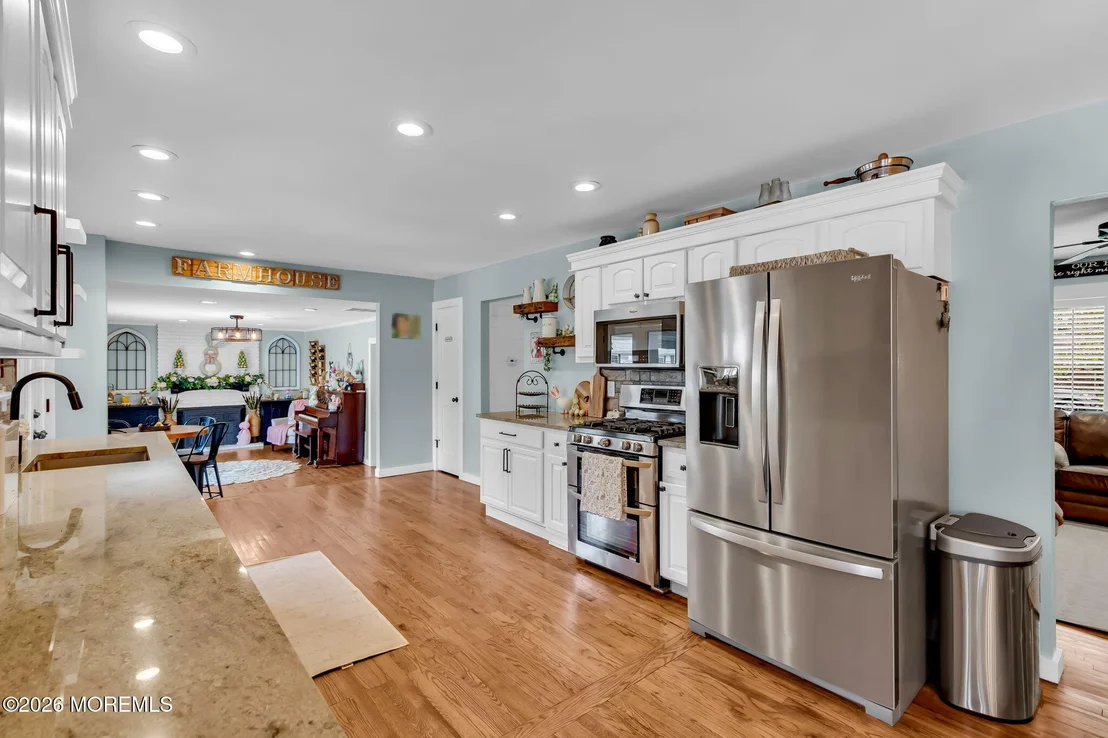 Photo of 4 Oak Leaf Lane