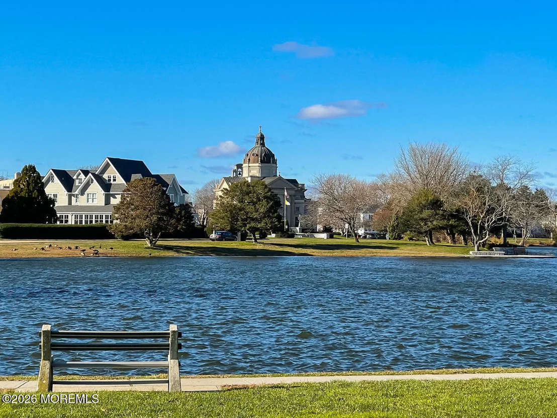 Photo of 7 Lorraine Avenue