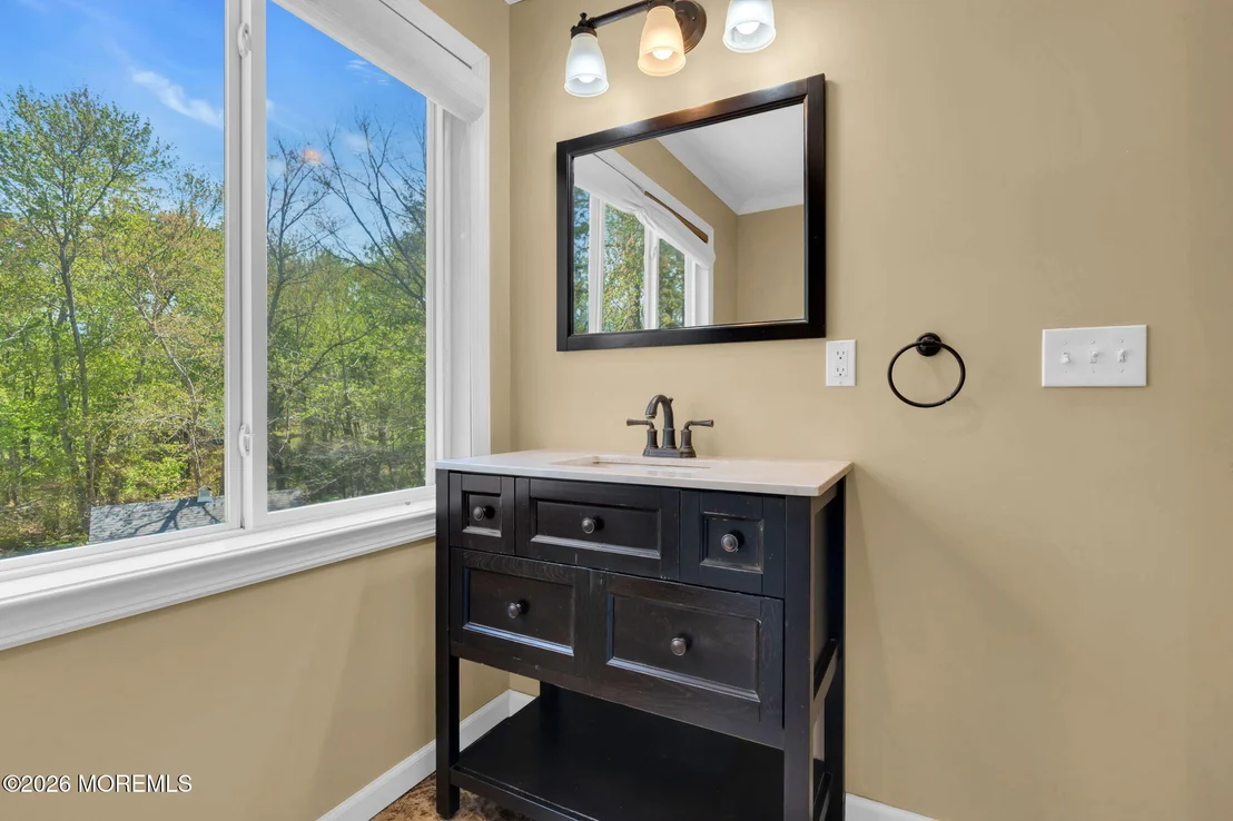 Photo of 205 Frank Applegate Road