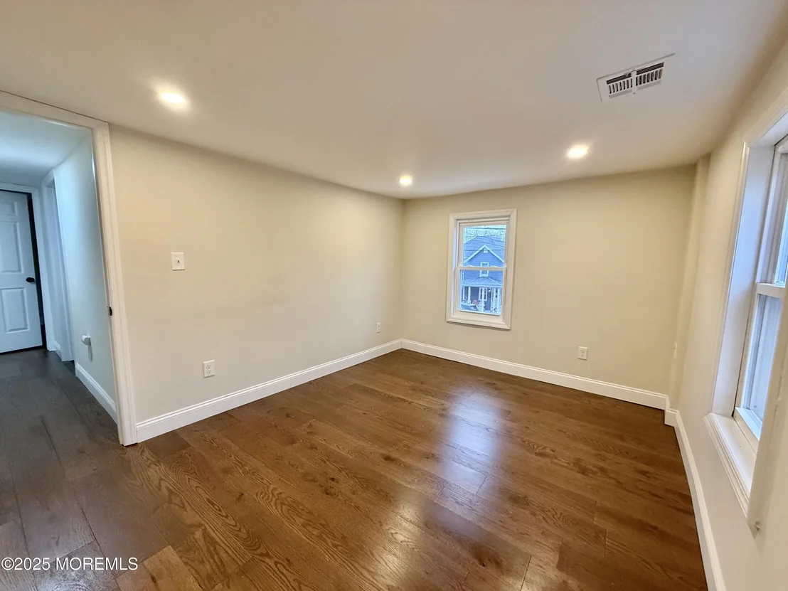 Photo of 30 Maple Avenue