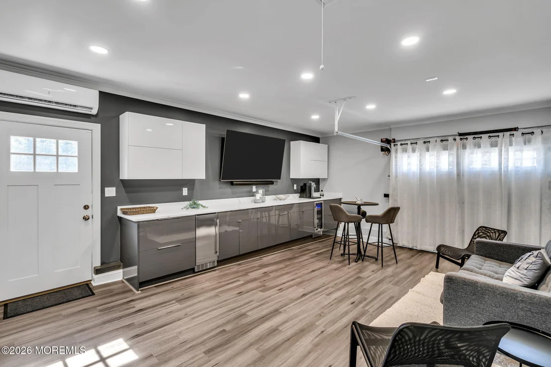 Photo of 12 Meadowview Drive