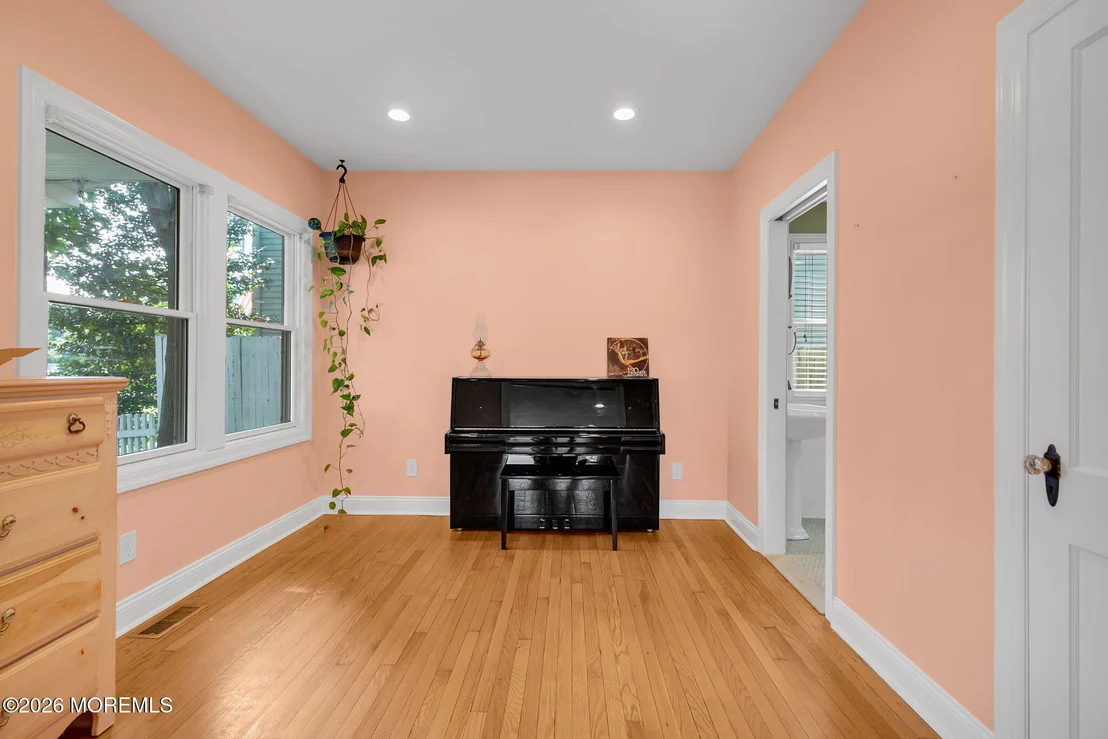 Photo of 184 Hance Road