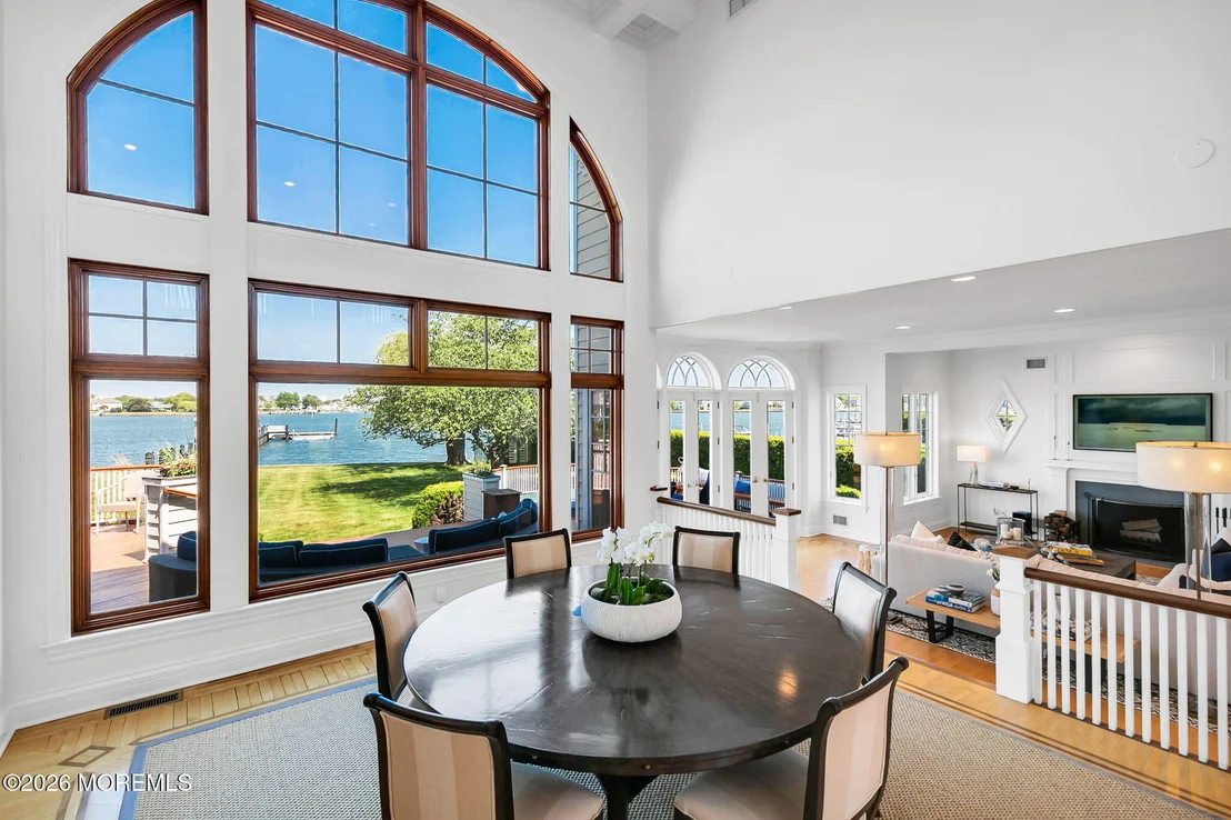 Photo of 229 Comanche Drive