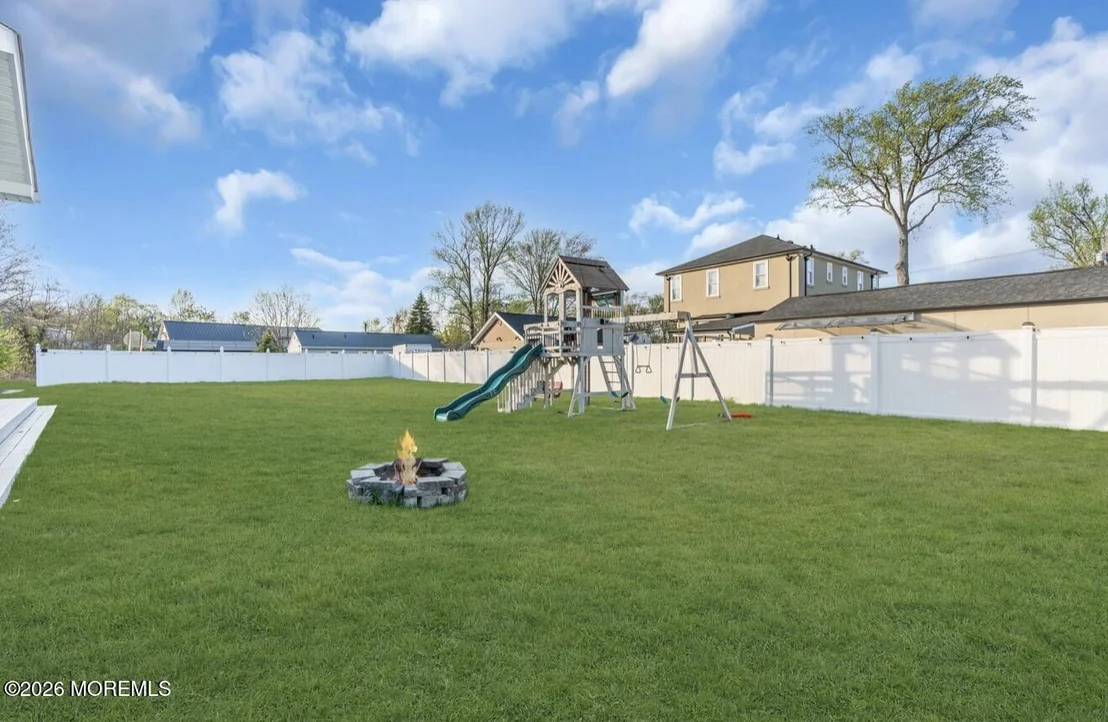 Photo of 210 Springlawn Avenue