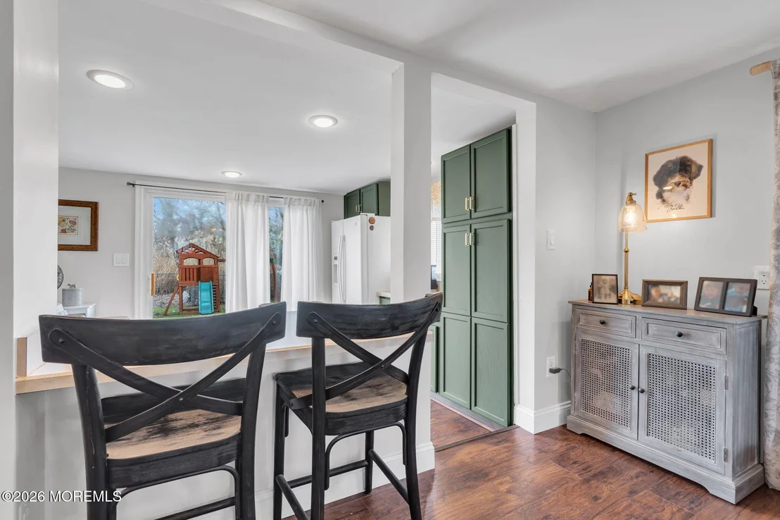 Photo of 82 Clearwater Drive