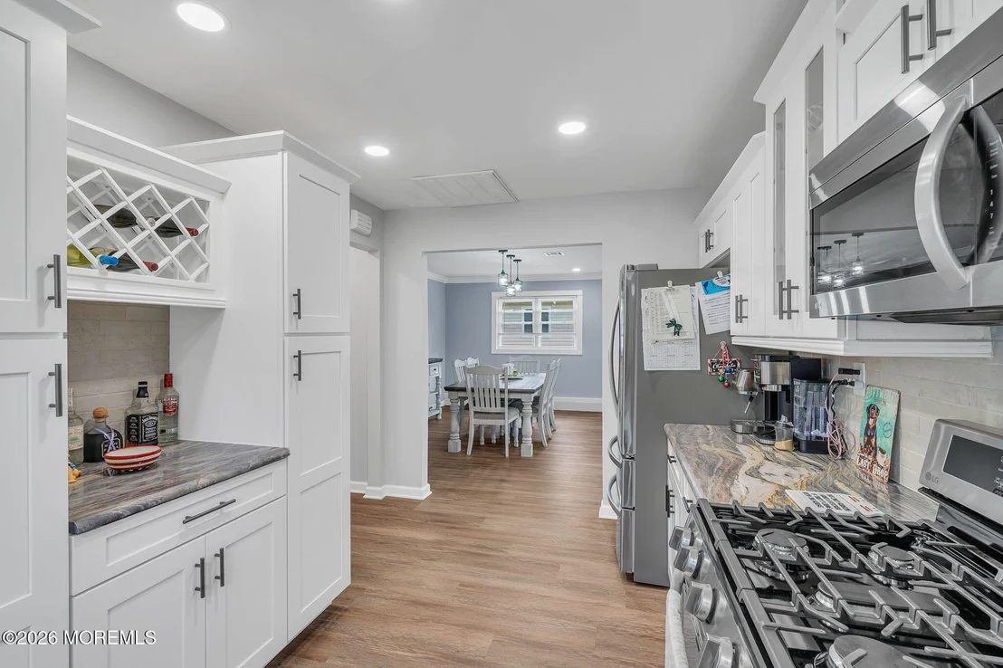 Photo of 17 Cabrillo Boulevard