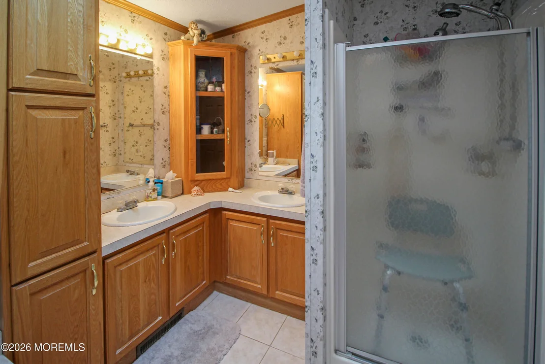 Photo of 1403 Forest Way