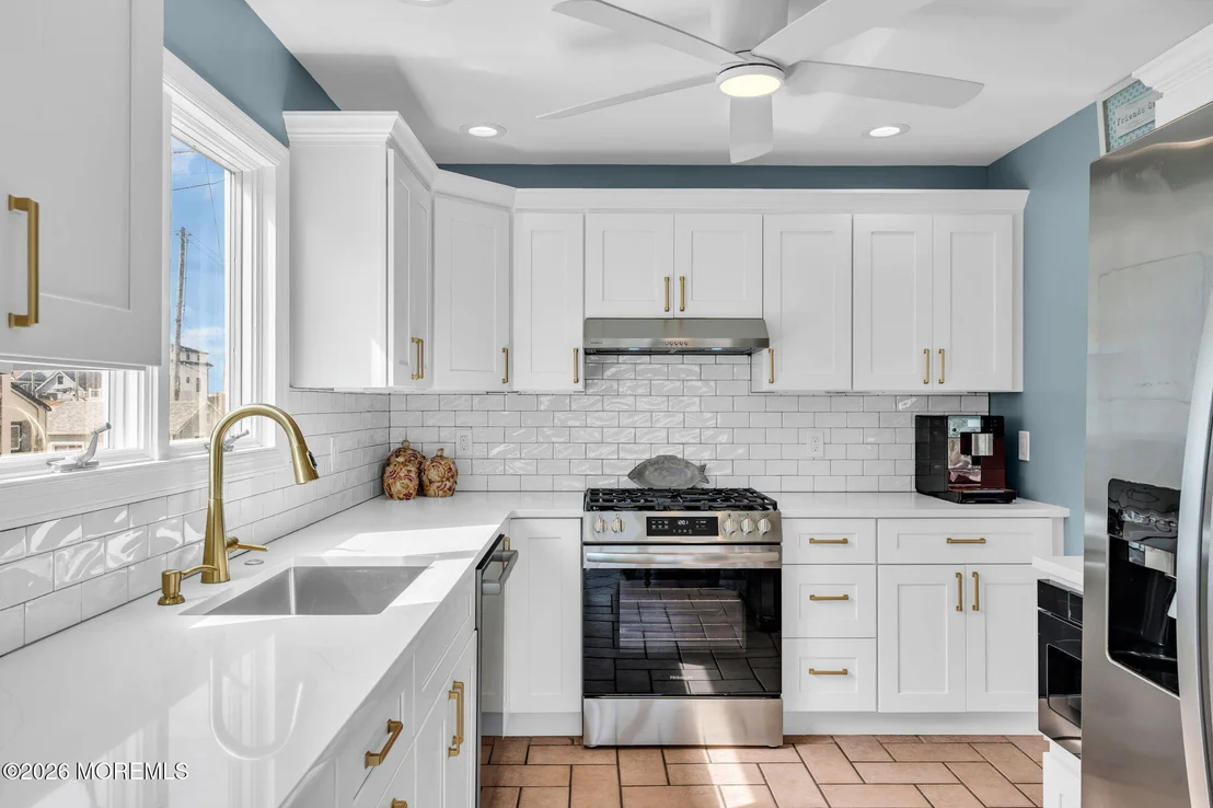Photo of 3176 Ocean Road