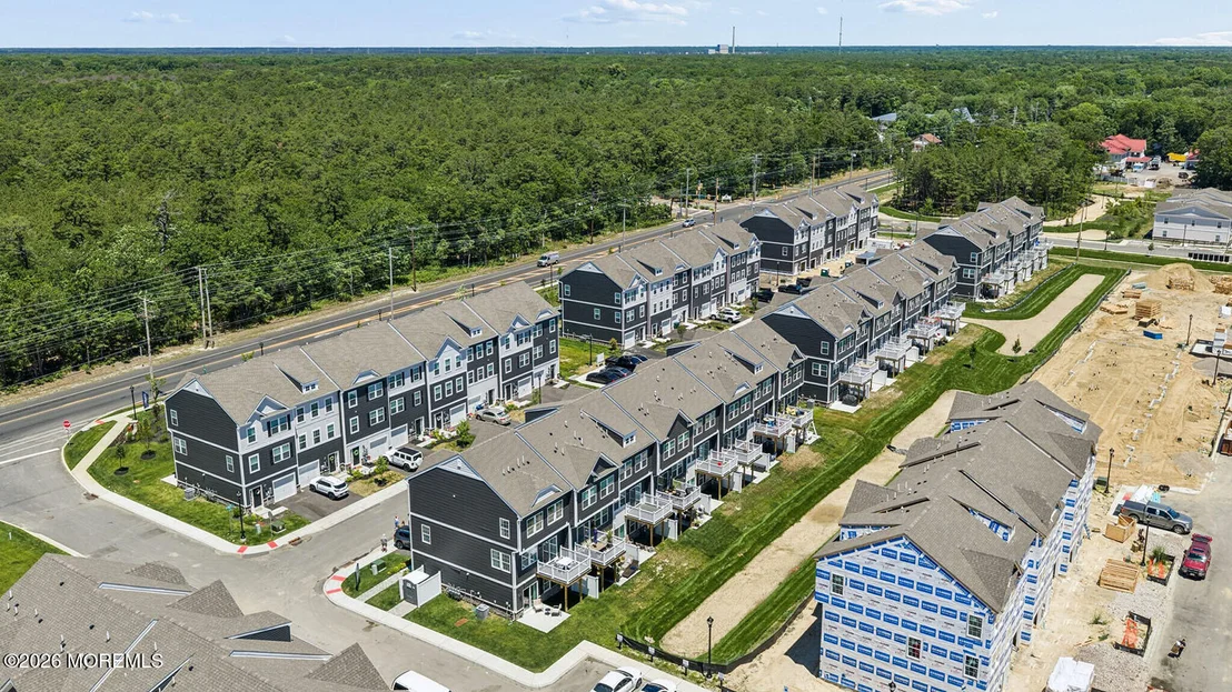 Photo of 33 Forest Park Drive