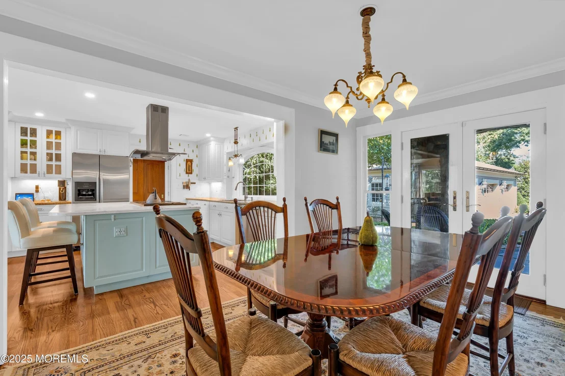 Photo of 2403 Riverside Terrace