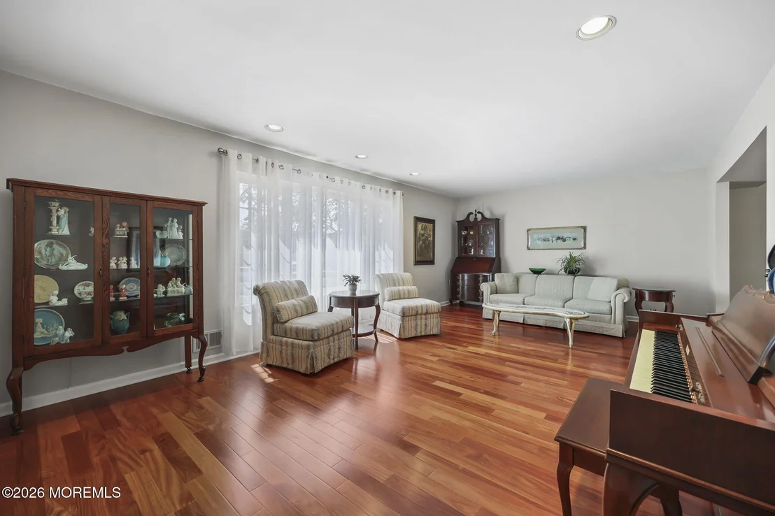Photo of 47 Higgins Road