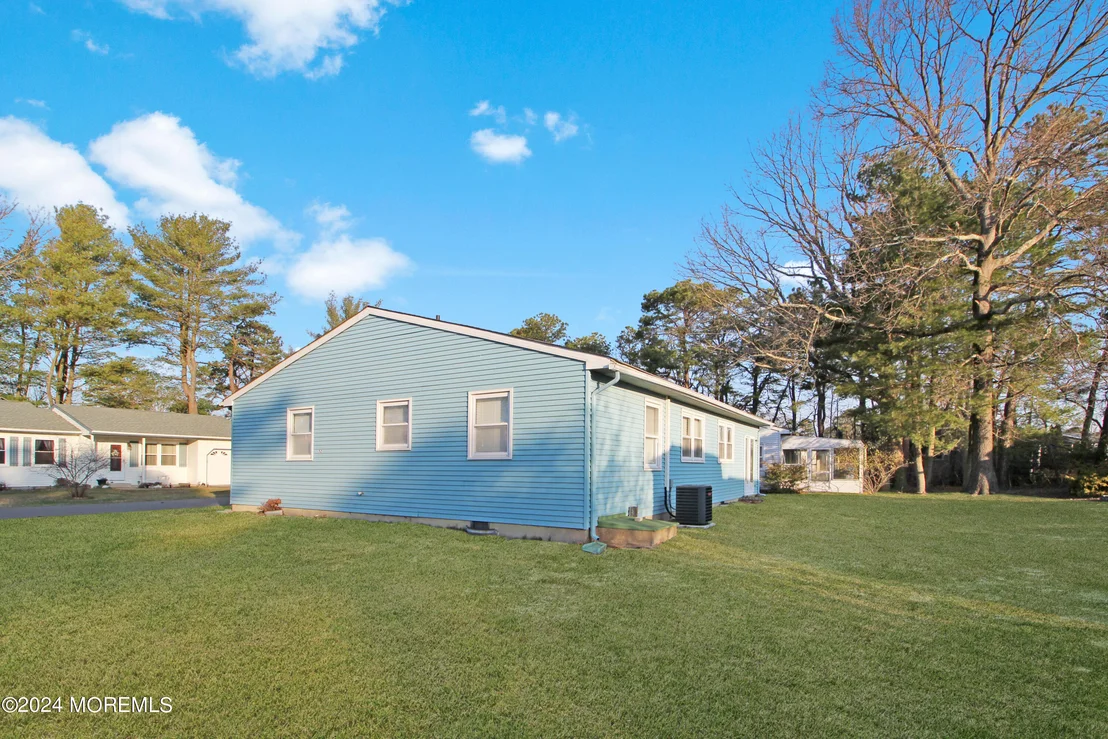 Photo of 52 Chelsea Drive