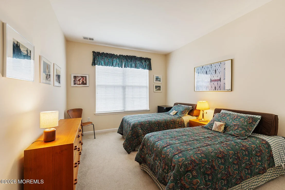 Photo of 46 Minuteman Circle