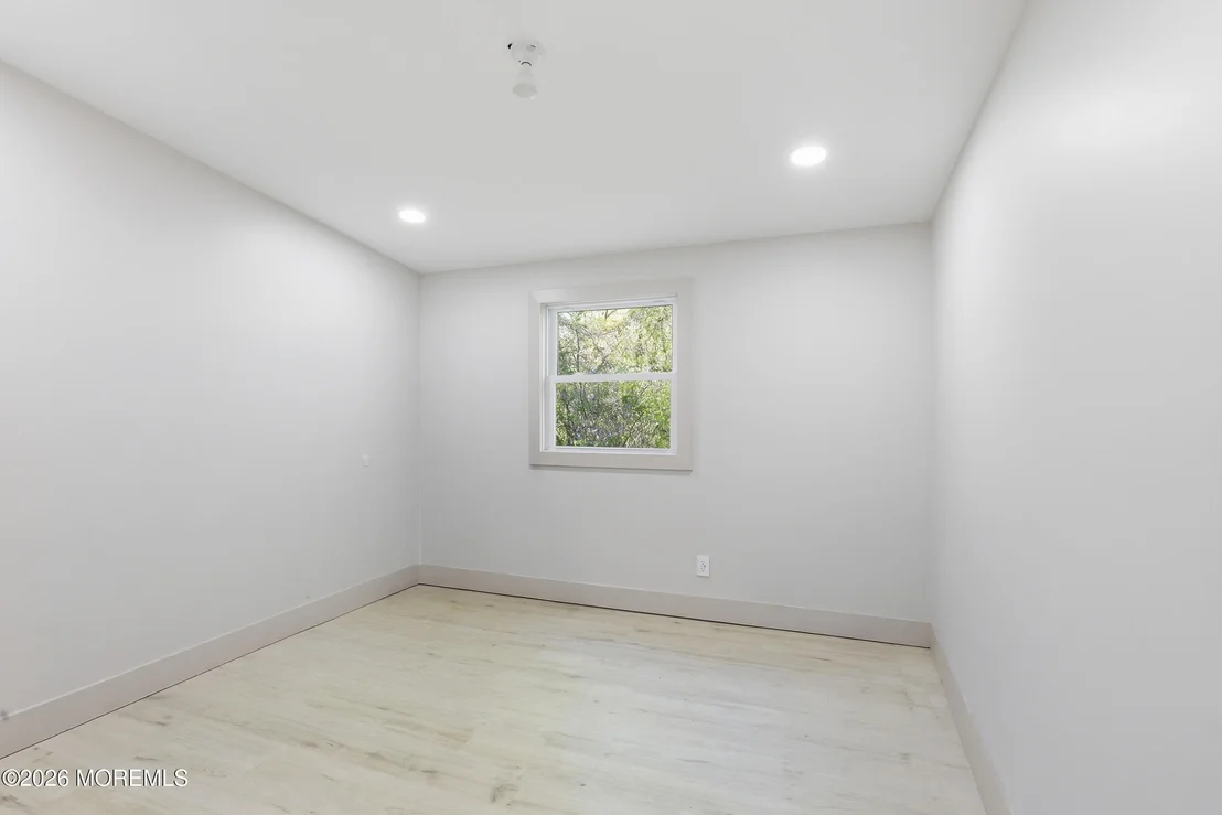 Photo of 492 Cobain Road