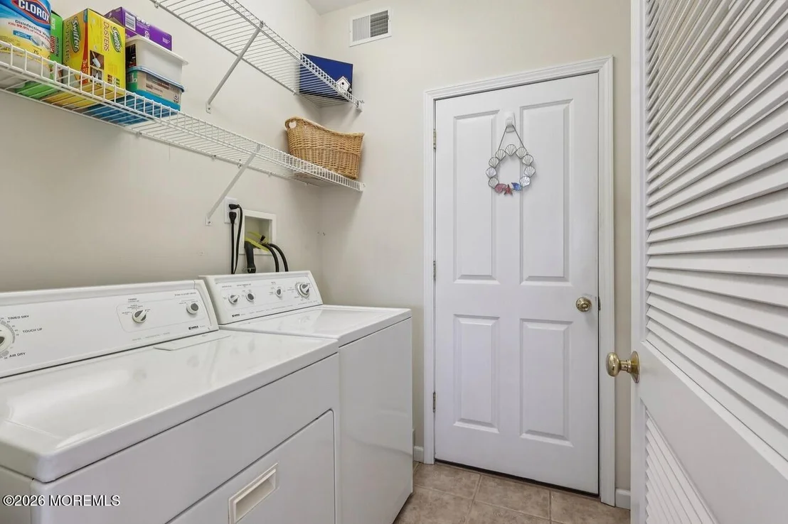 Photo of 232 Montclair Road S