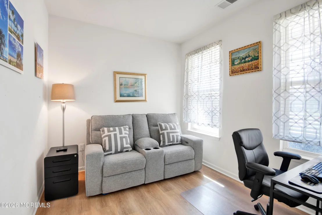 Photo of 31 Heath Lane