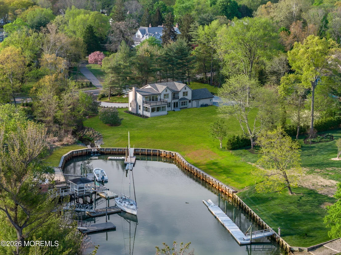 Photo of 181 Rumson Road