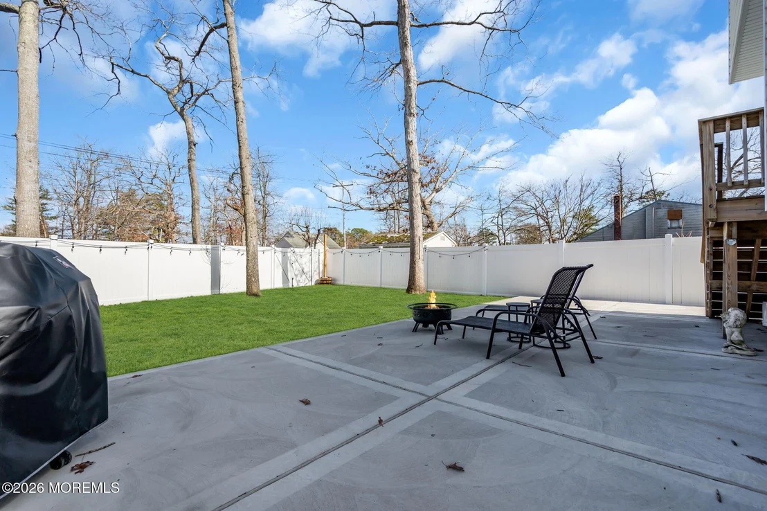 Photo of 1620 Ewart Road