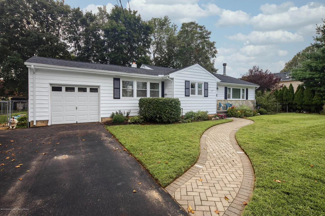 Photo of 16 Springfield Avenue