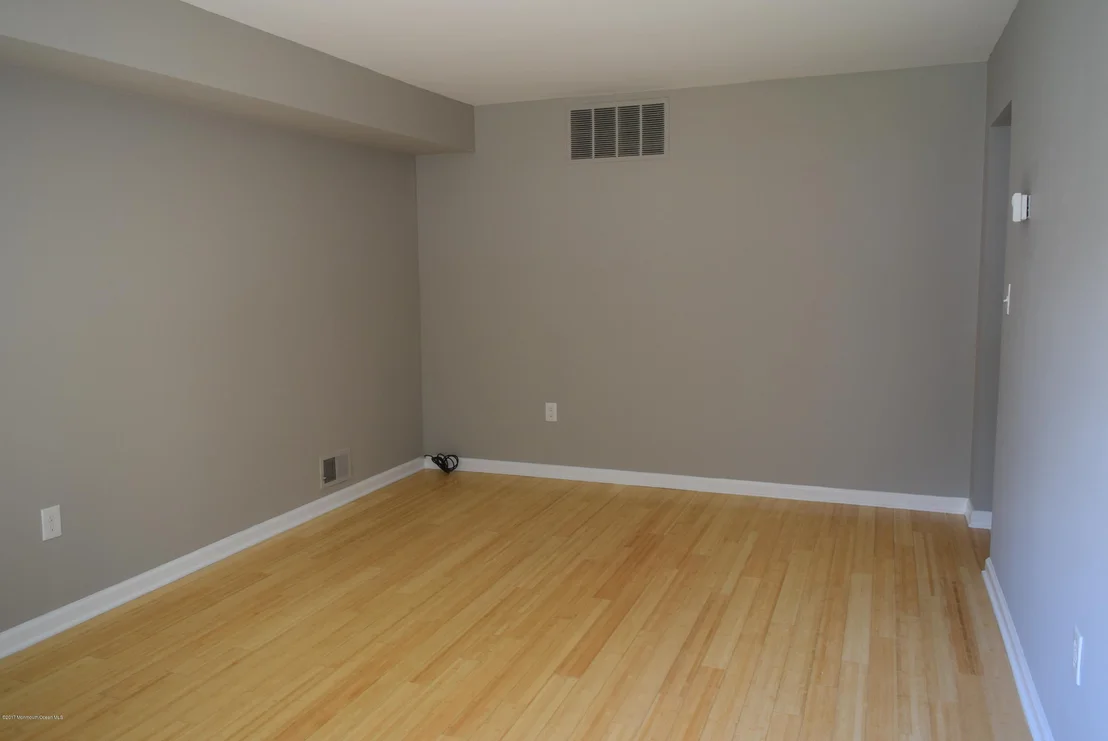 Photo of 1668 Union Avenue