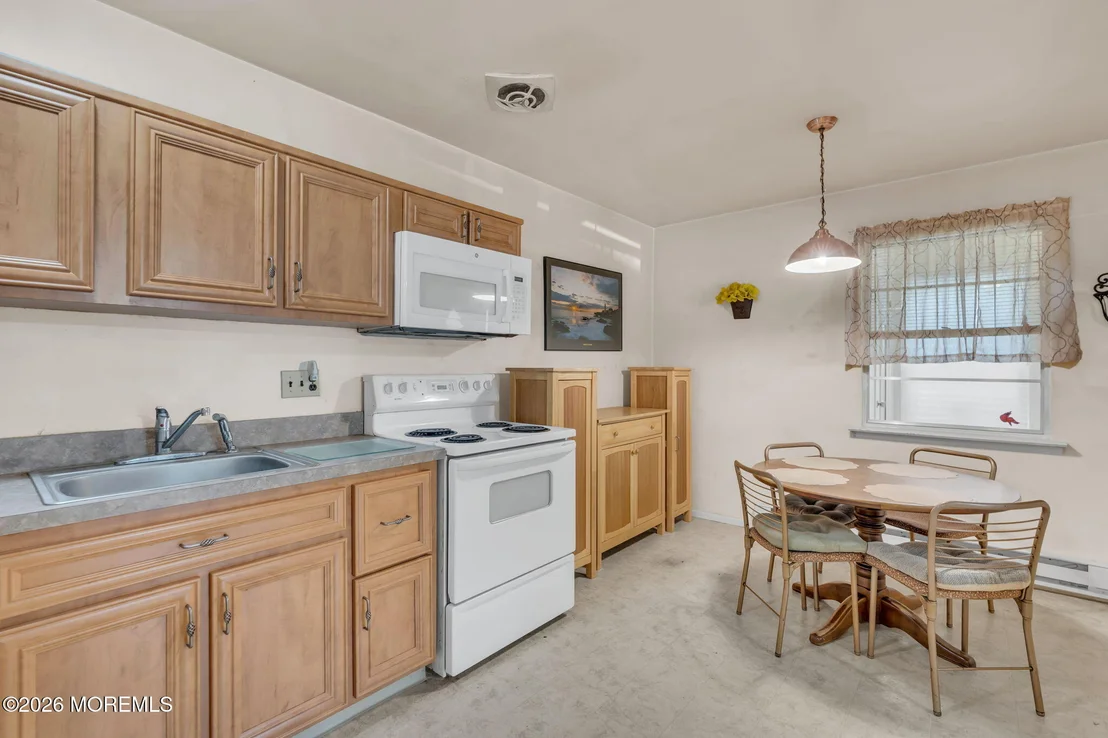 Photo of 207B Laurel Place