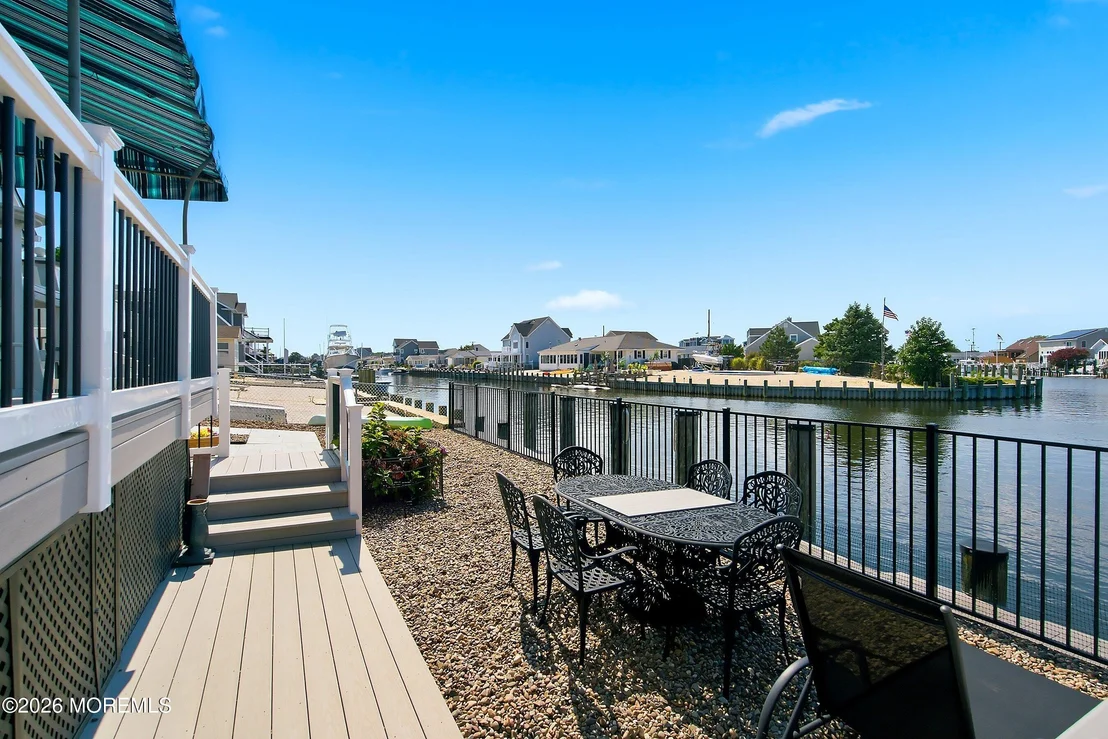 Photo of 819 Forepeak Drive