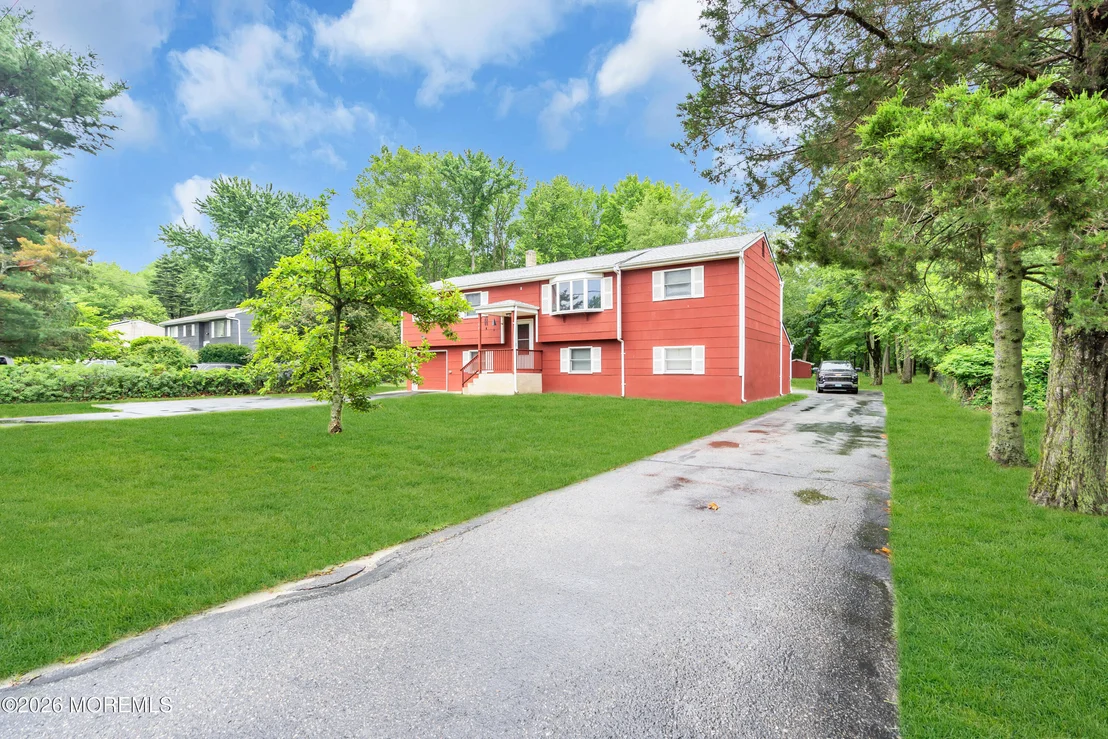 Photo of 99 Cedar Swamp Road
