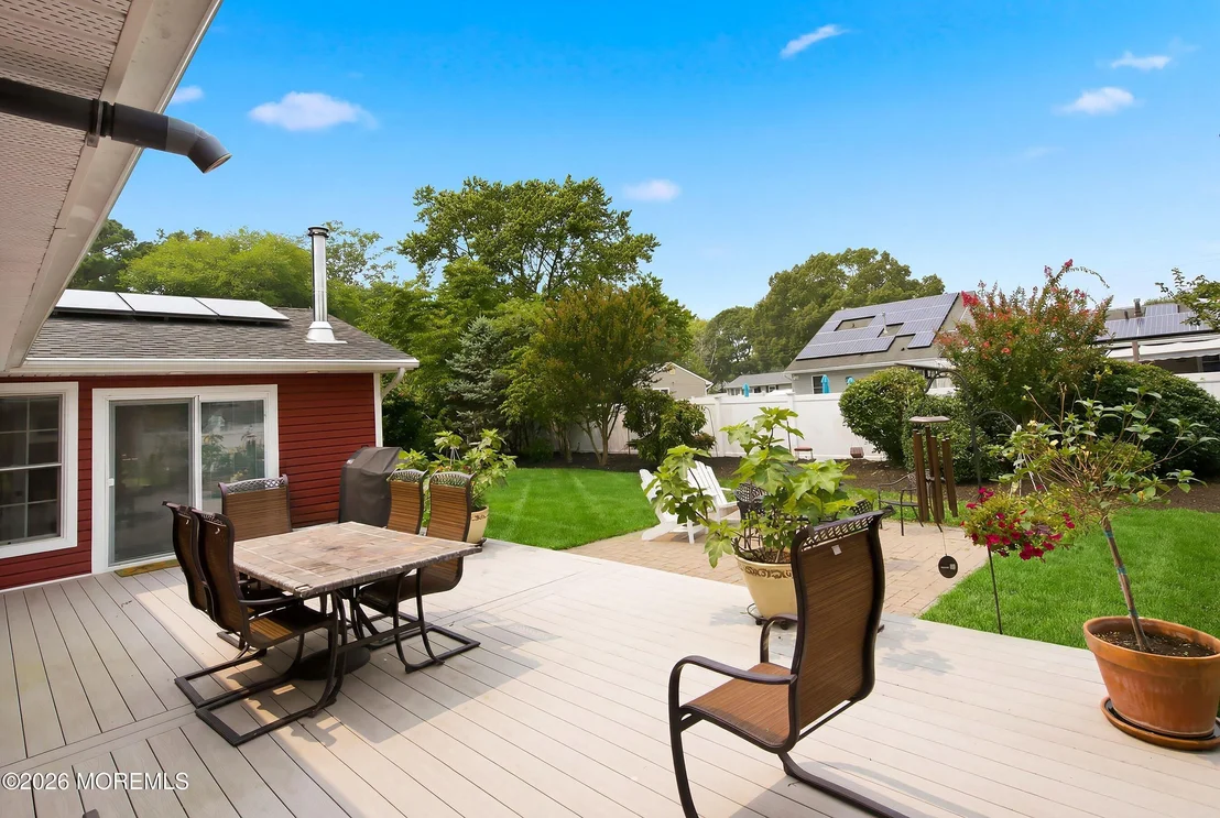 Photo of 406 Laurel Boulevard