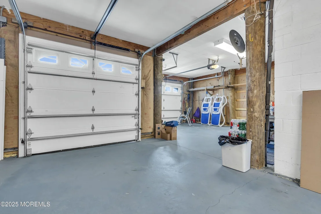 Photo of 385 Kingfisher Road