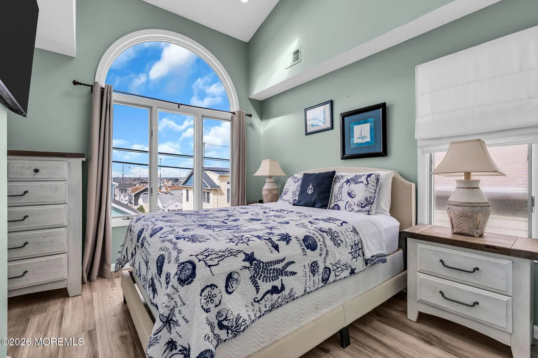 Photo of 3176 Ocean Road