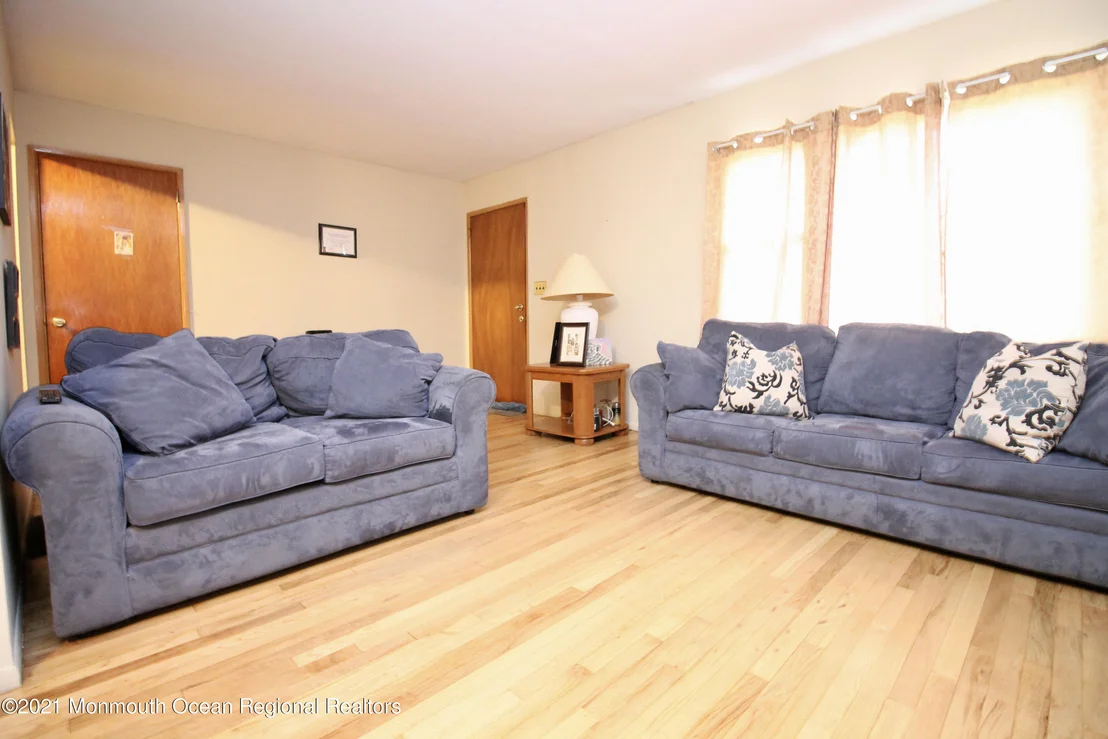 Photo of 1310 Emma Place