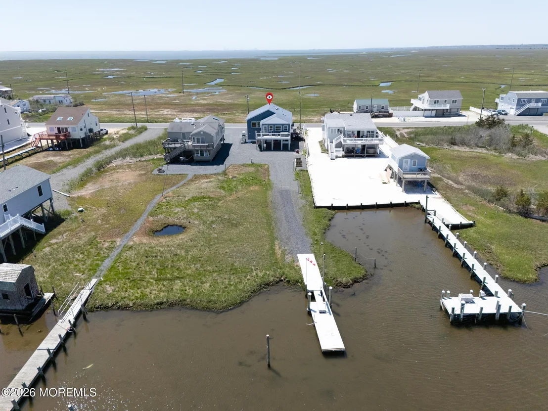 Photo of 418 Dock Road