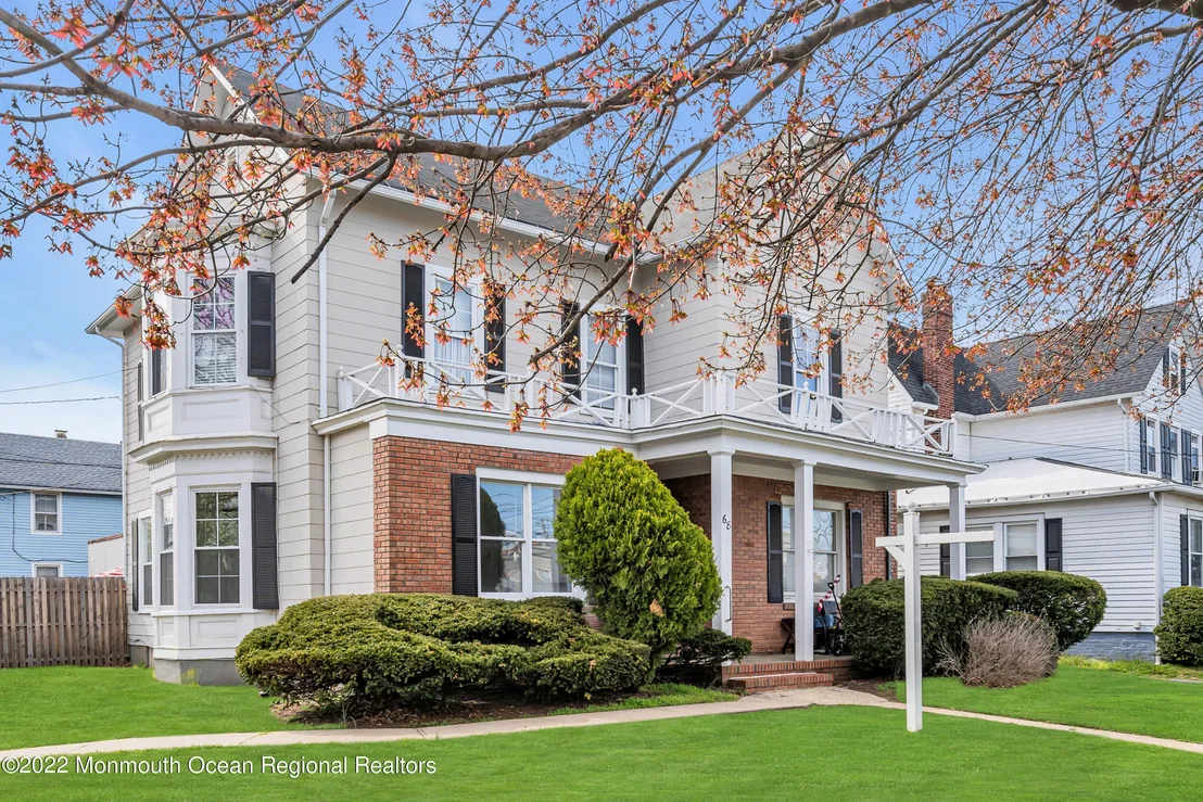 Photo of 68 Maple Avenue