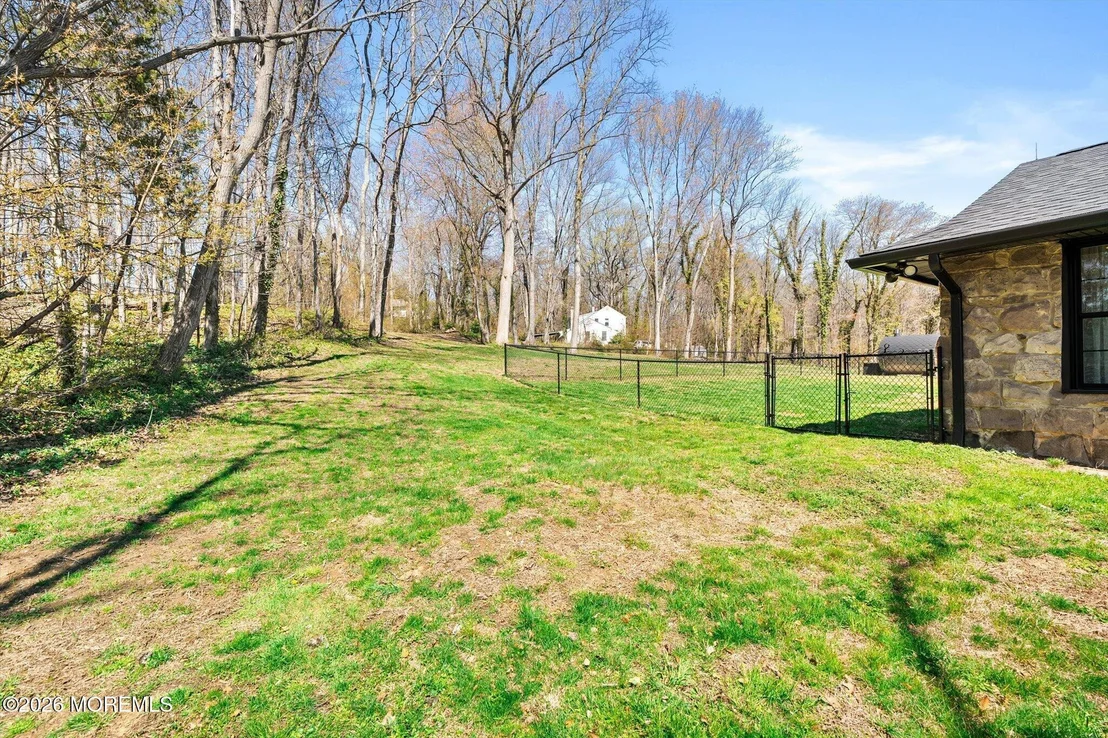 Photo of 158 Larrison Road