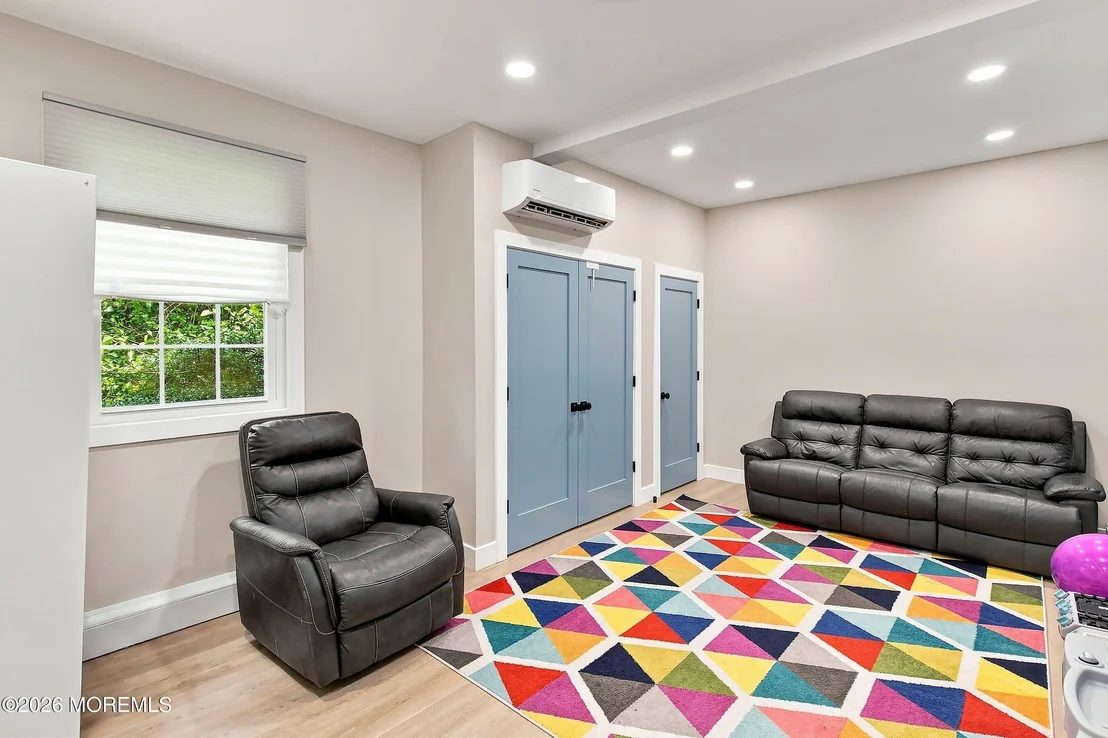 Photo of 20 Hemlock Hill Road