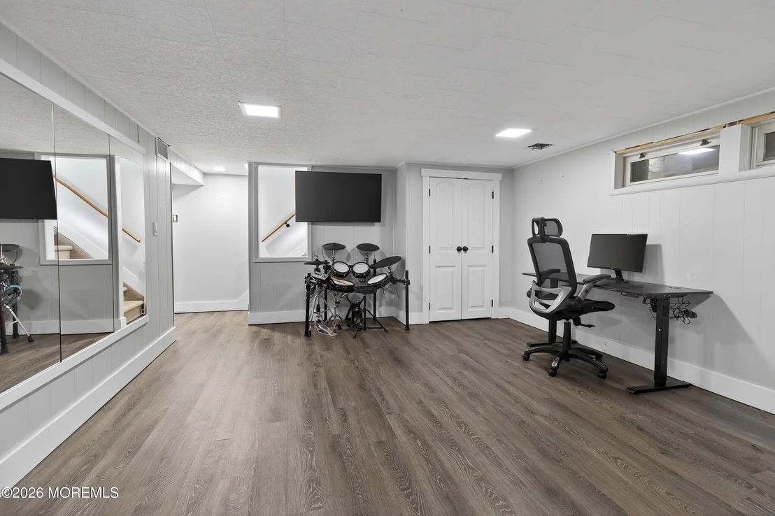 Photo of 105 Cranbury Road