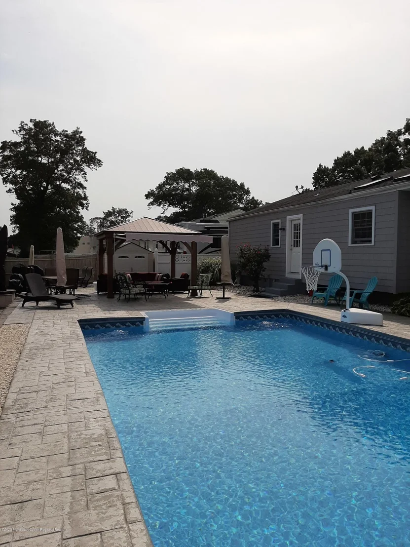 Photo of 159 Natick Trail