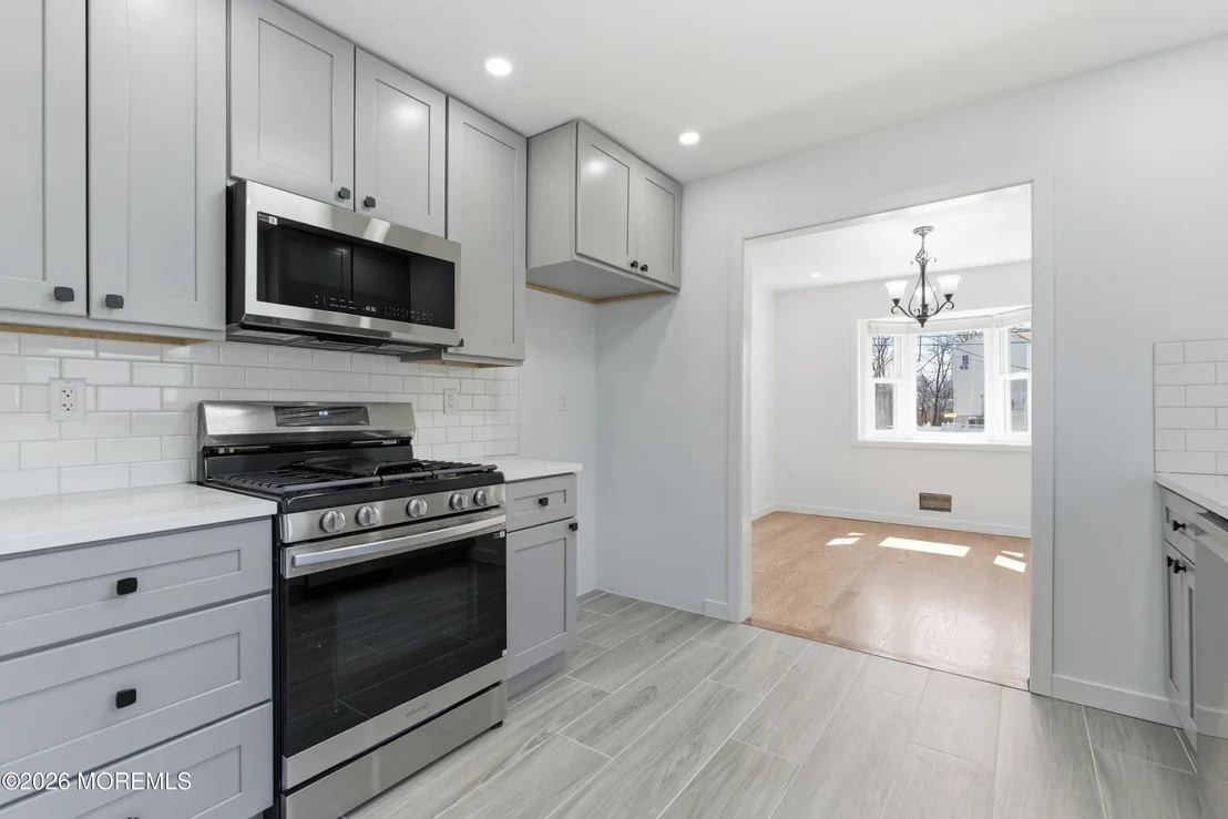 Photo of 52 Pomona Boulevard