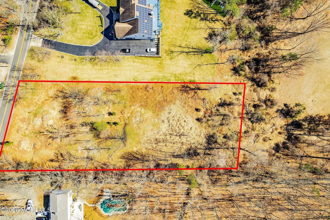 Photo of 496 Clearstream Road