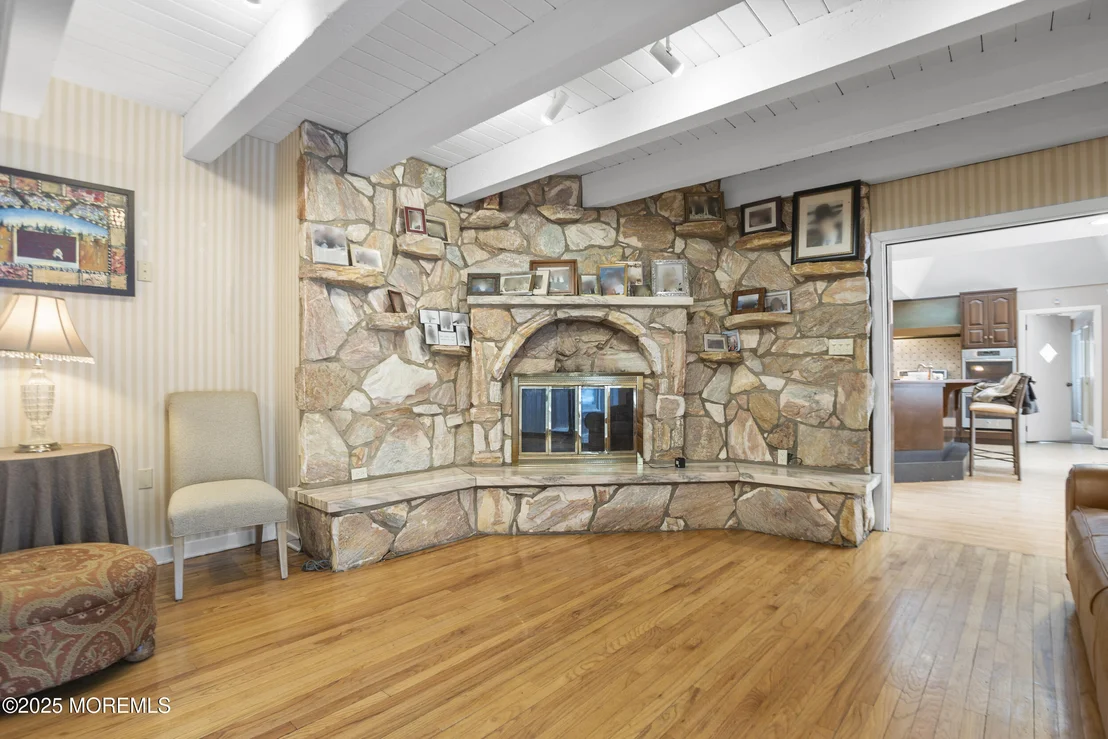 Photo of 780 Green Valley Road