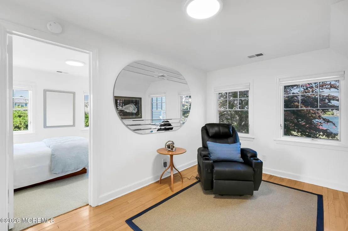 Photo of 229 Comanche Drive