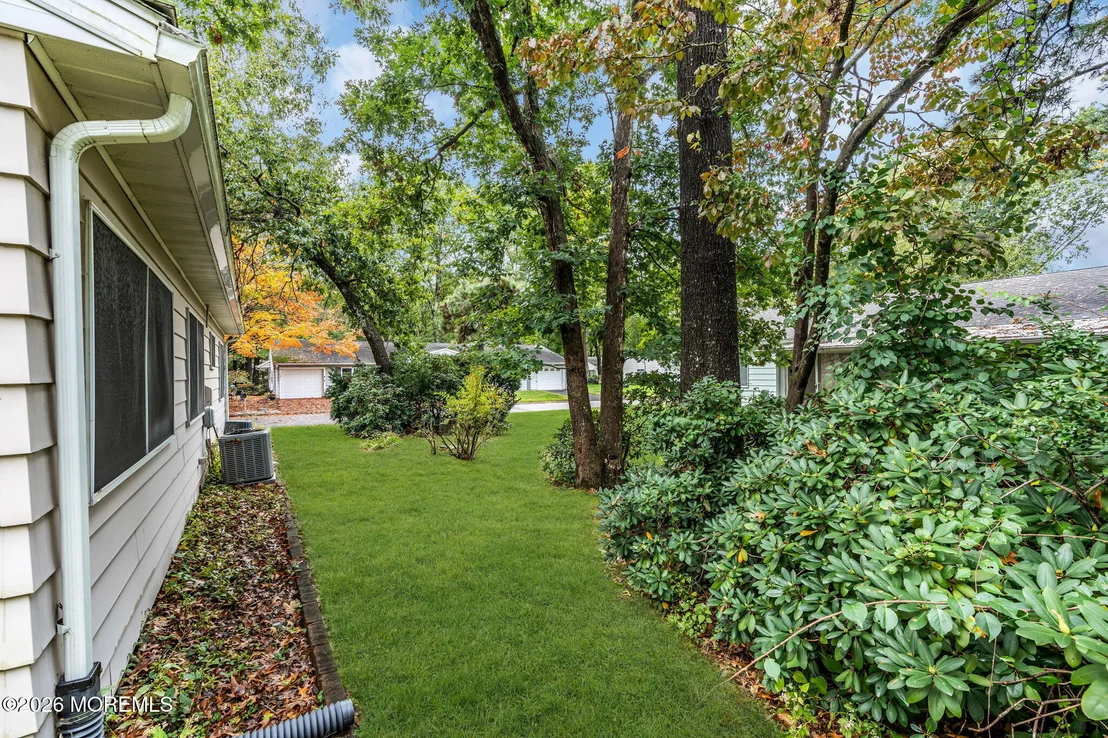 Photo of 14 Iowa Drive