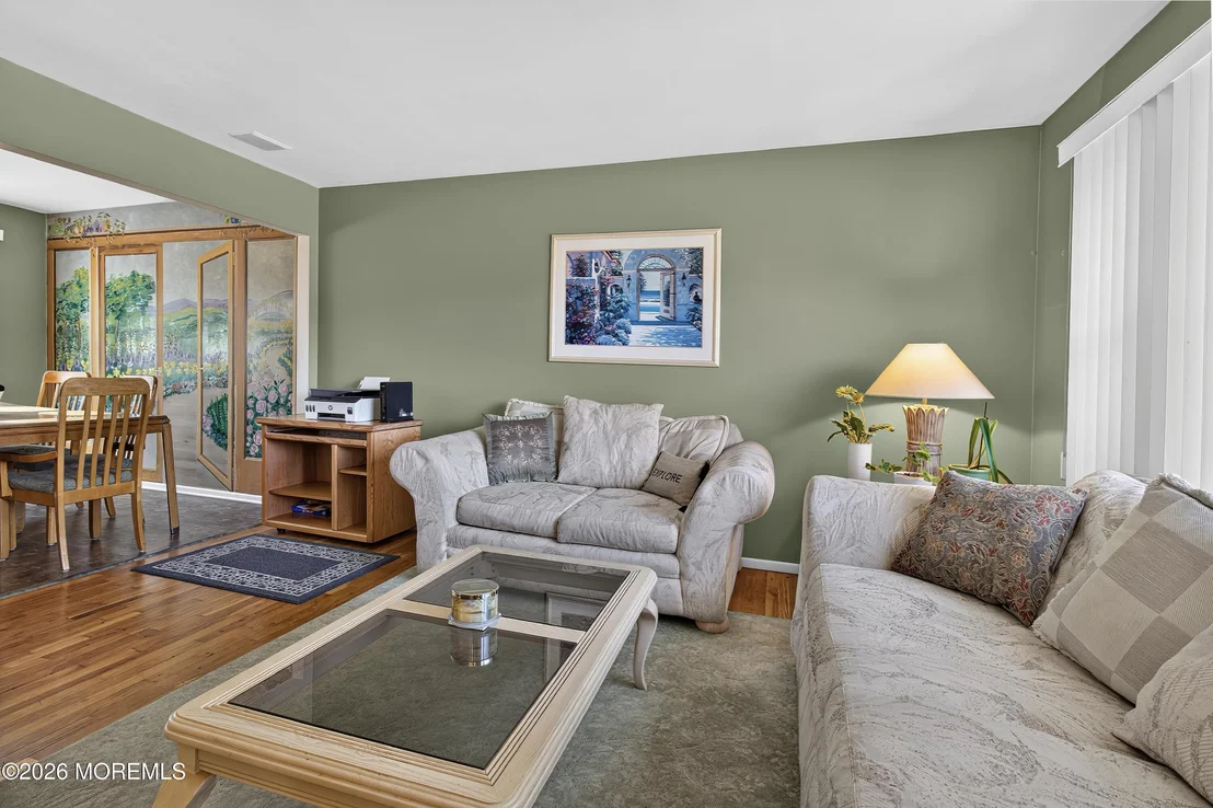 Photo of 111 Poplar Way
